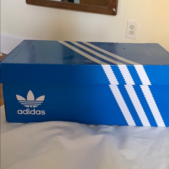 Brand new and never worn - Picture 5 of 5